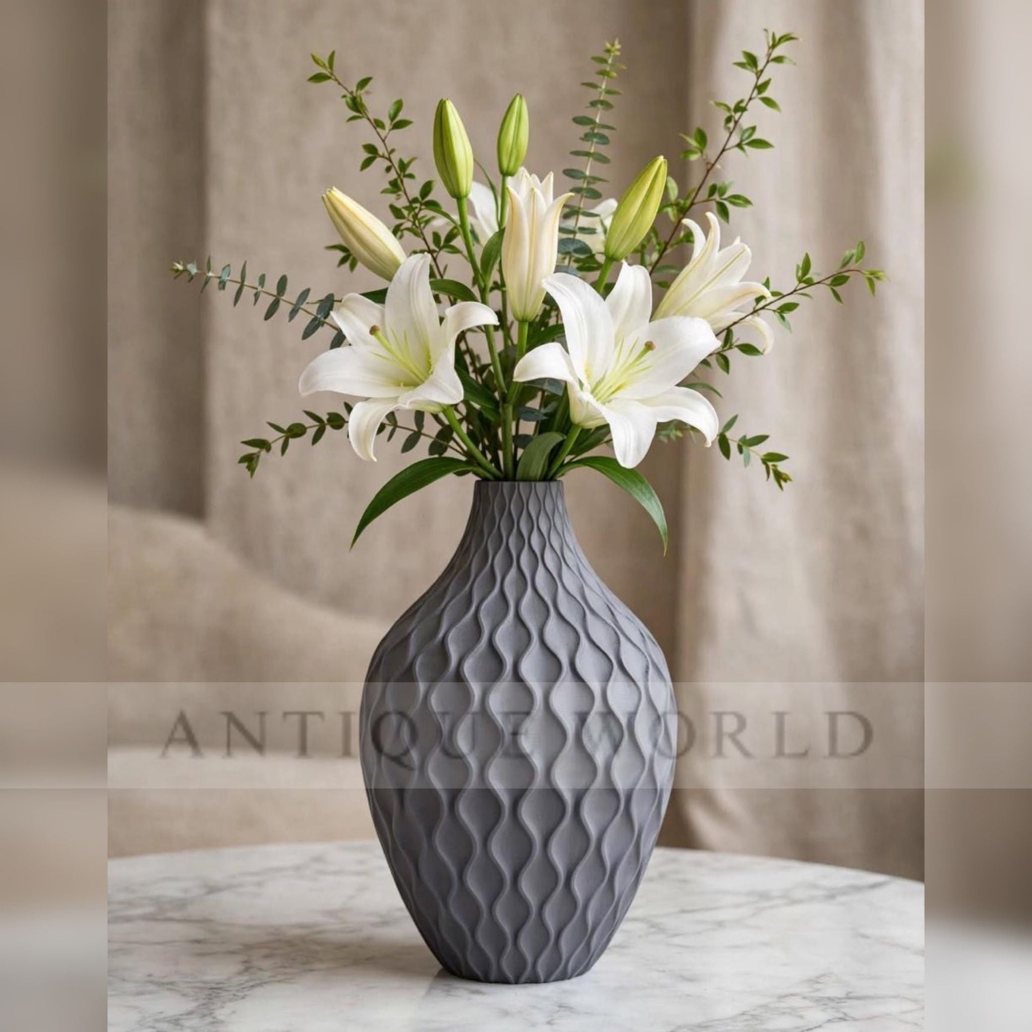Luxury Wave Pattern Flower Vase