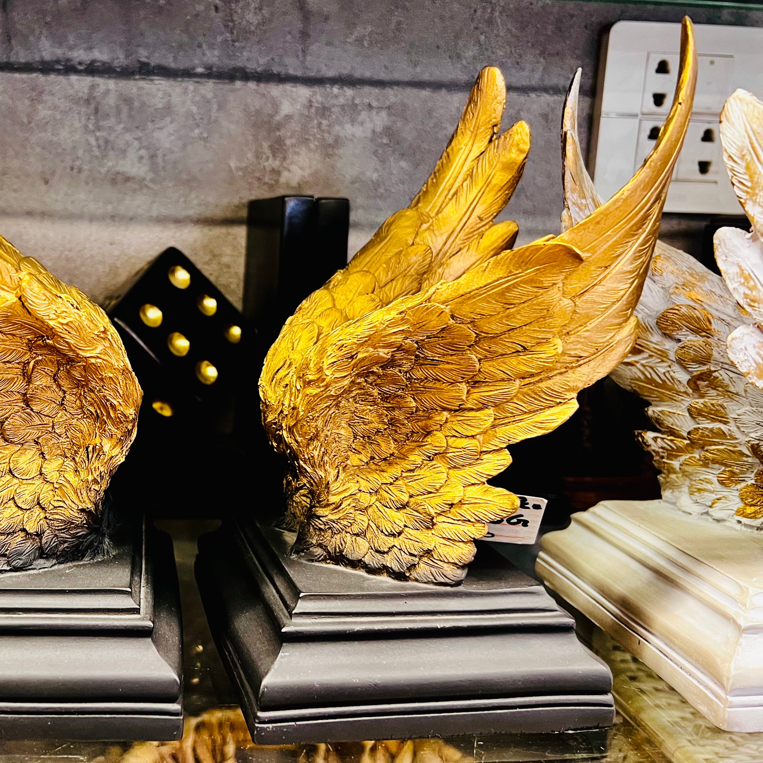 1 Pair Wings Bookend Golden&white