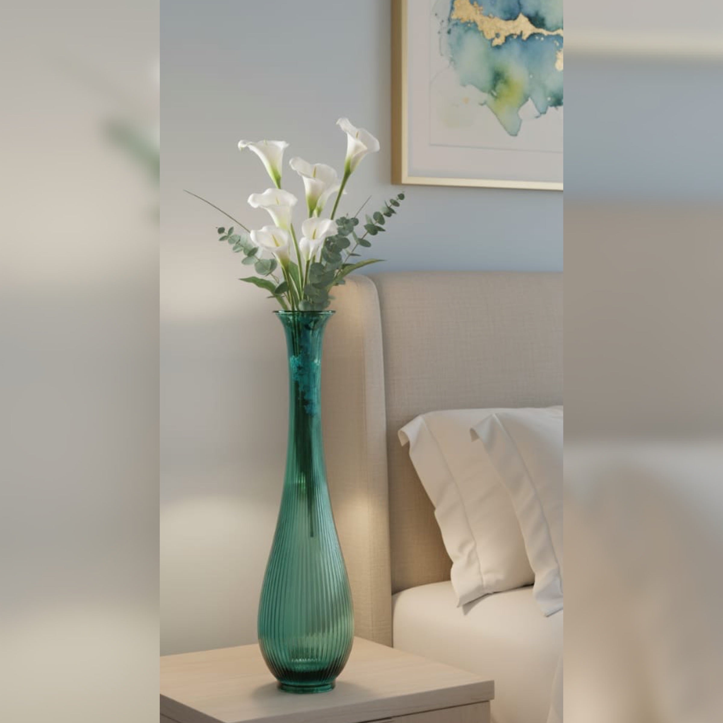 Fluted Pampas Grass Vase