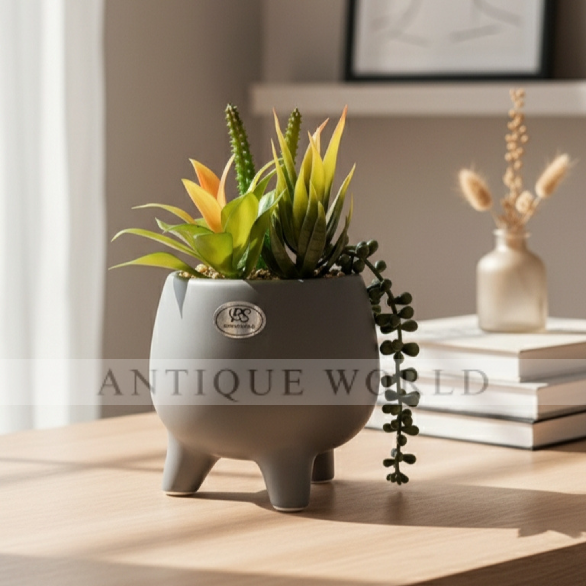 Tripod Tummy Planter