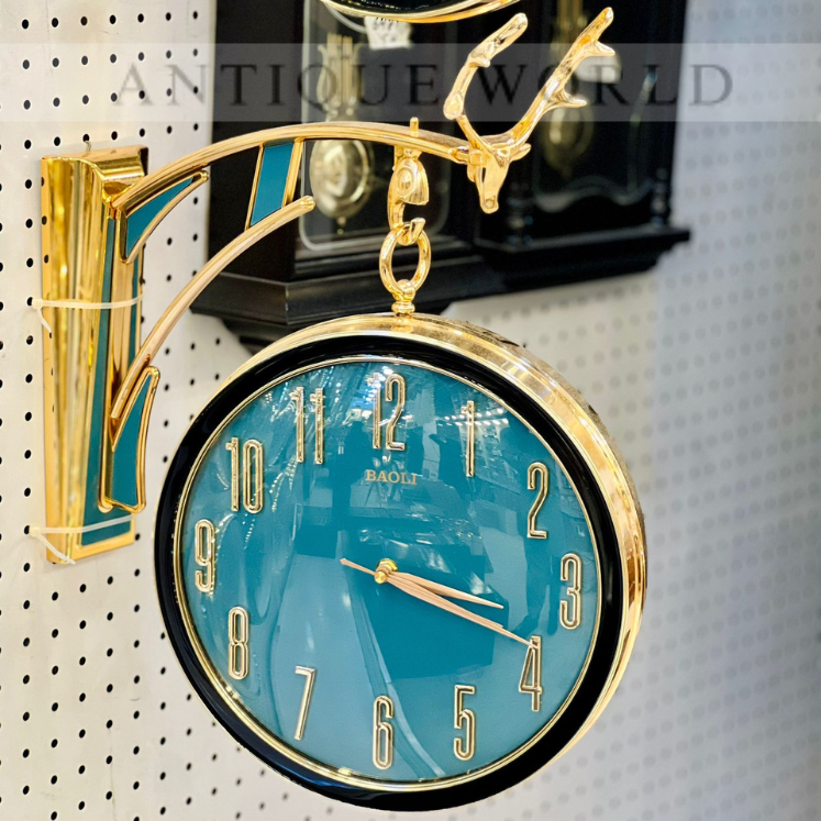 Luxury Deer Head Round Wall Hanging Double Sided Retro Station Wall Clock