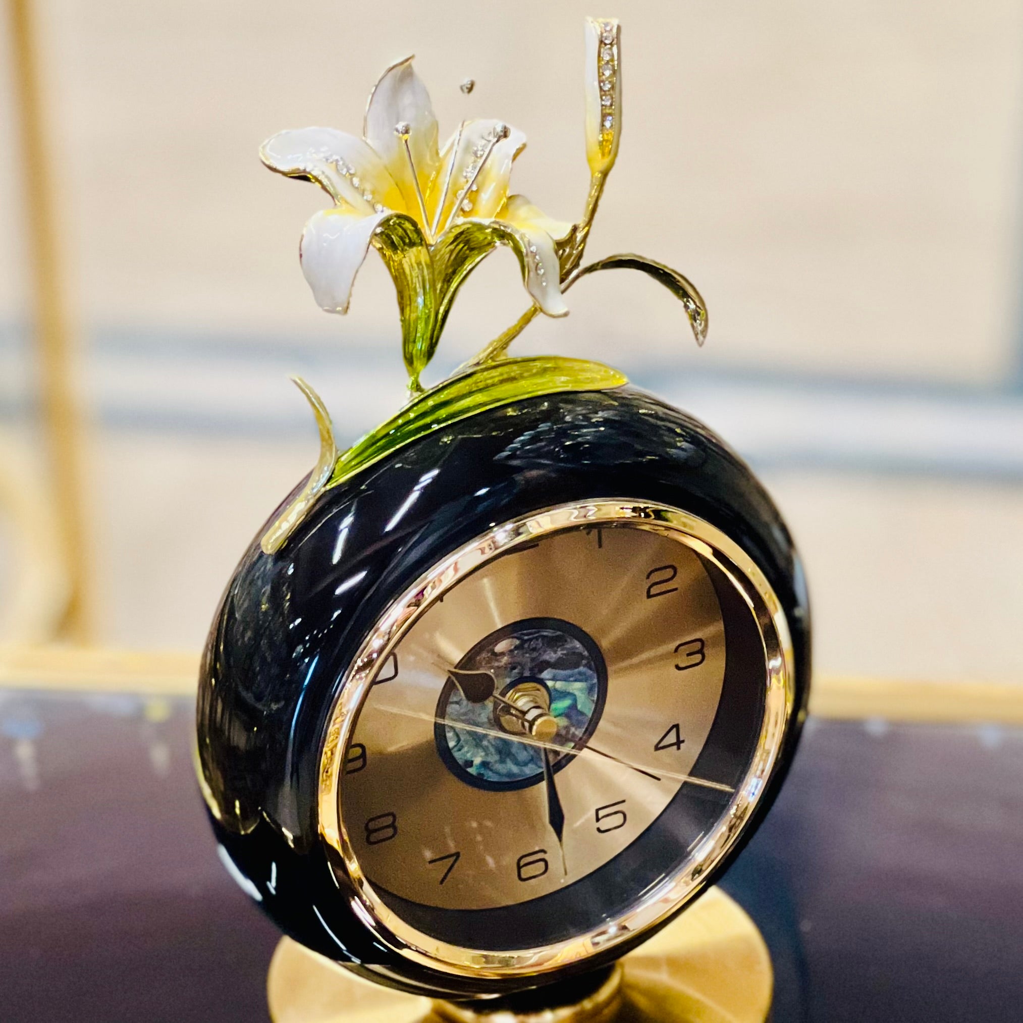 Richmond Metal Piece Clock