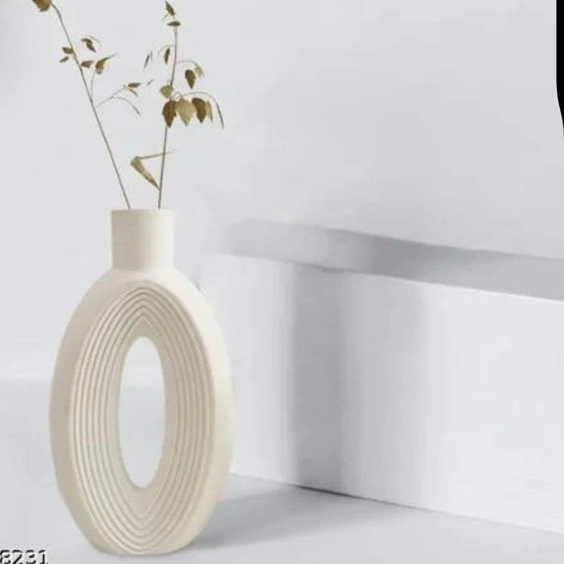 Hollow Oval Shaped Vase 1 Pc