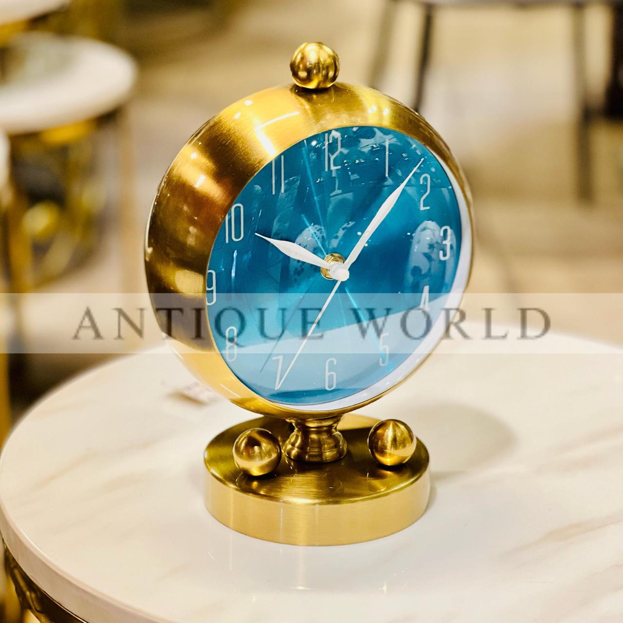 Minimalist Zinc Dial Metal Table Clock