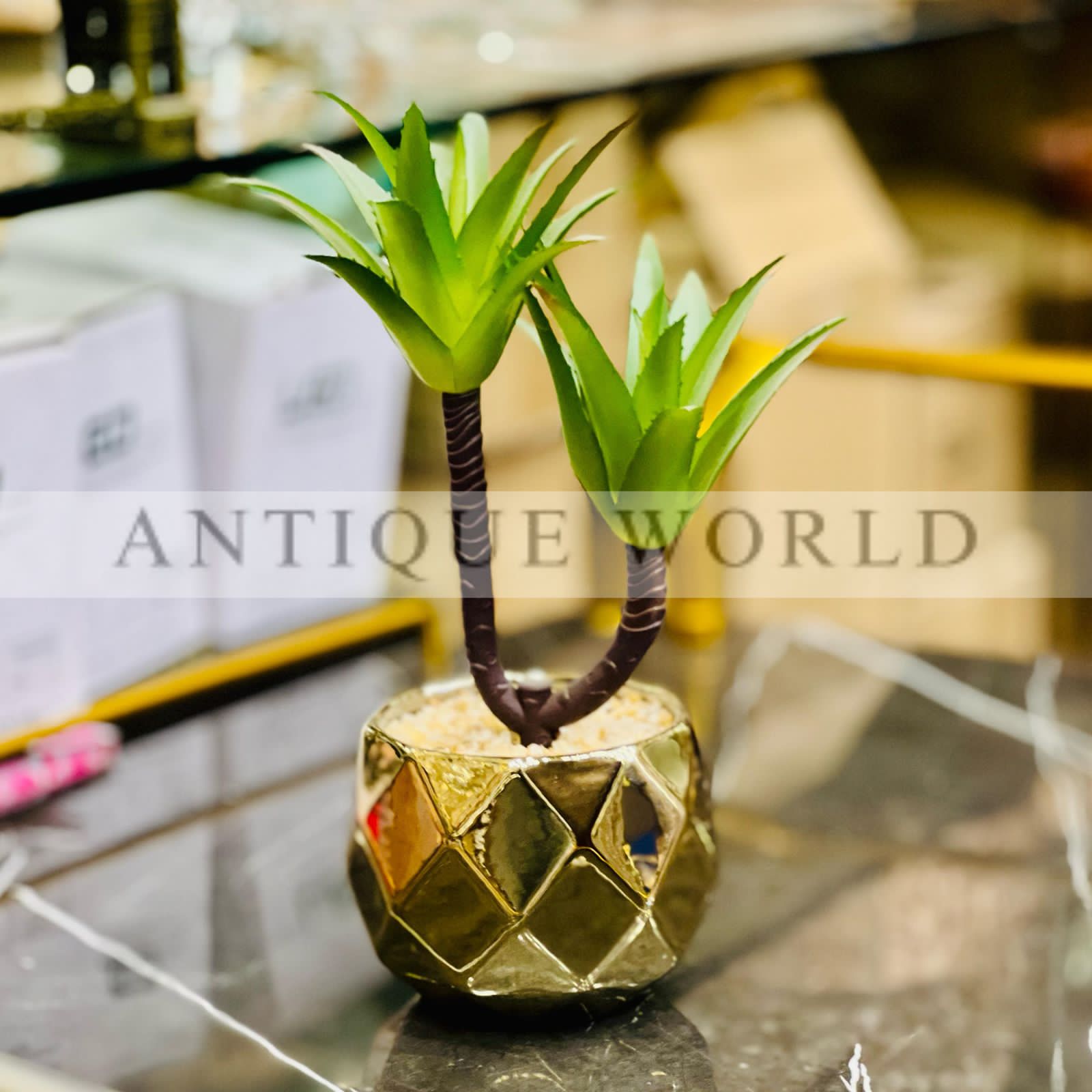 Artificial Plant ē Block Textured Gold Pot