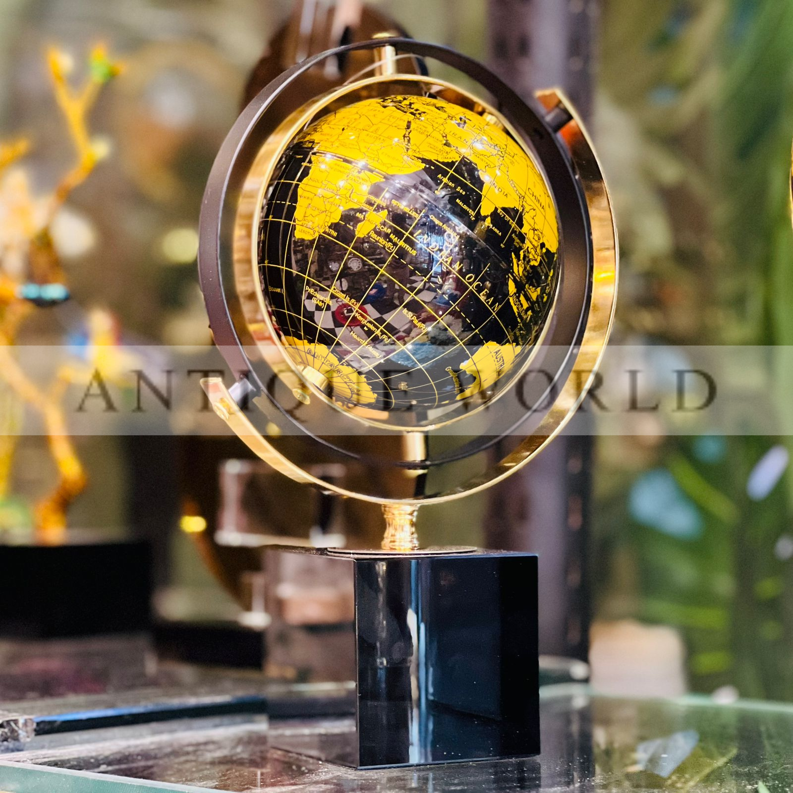 3D-Rotational Globe Map Decor