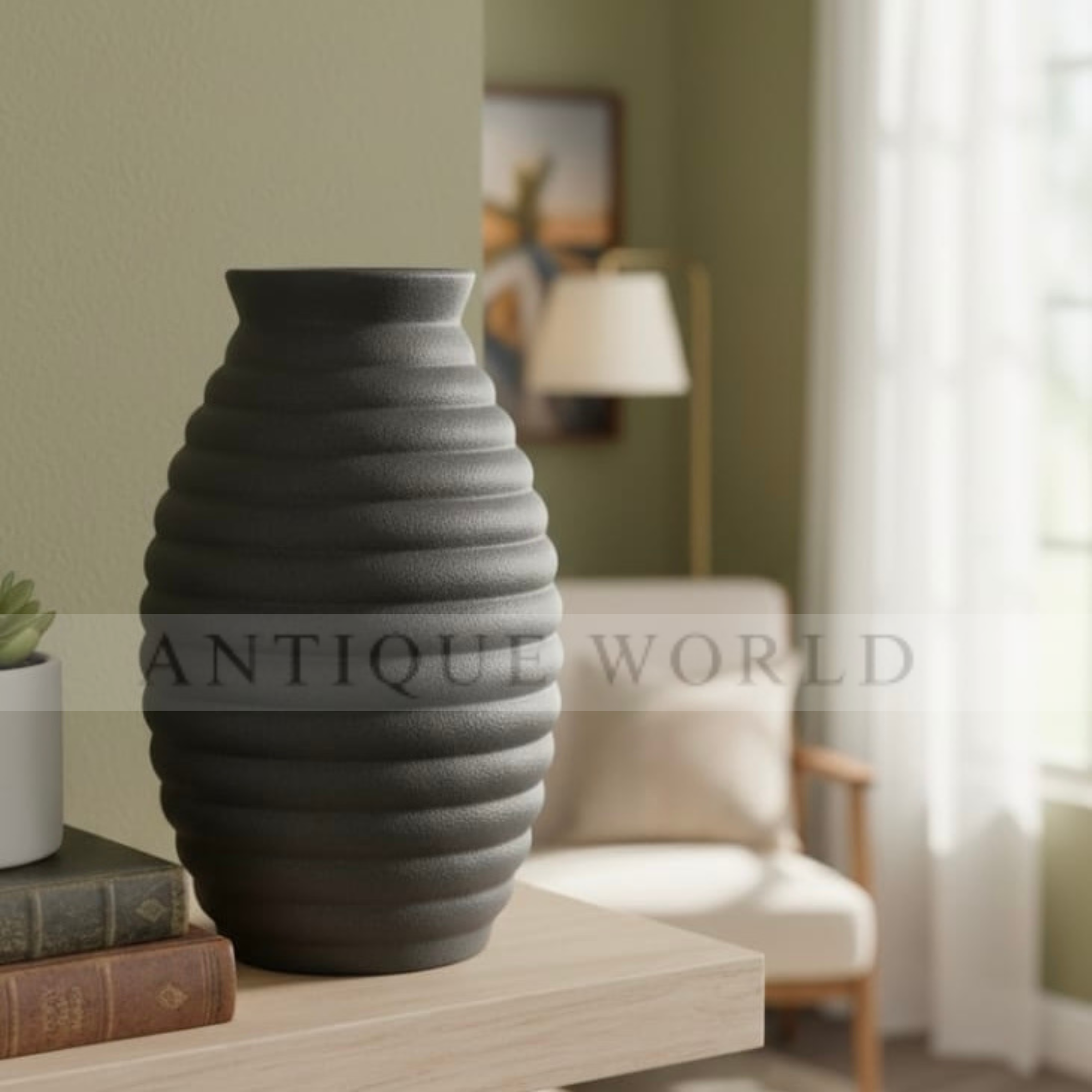 Obsidian Ripple Vase