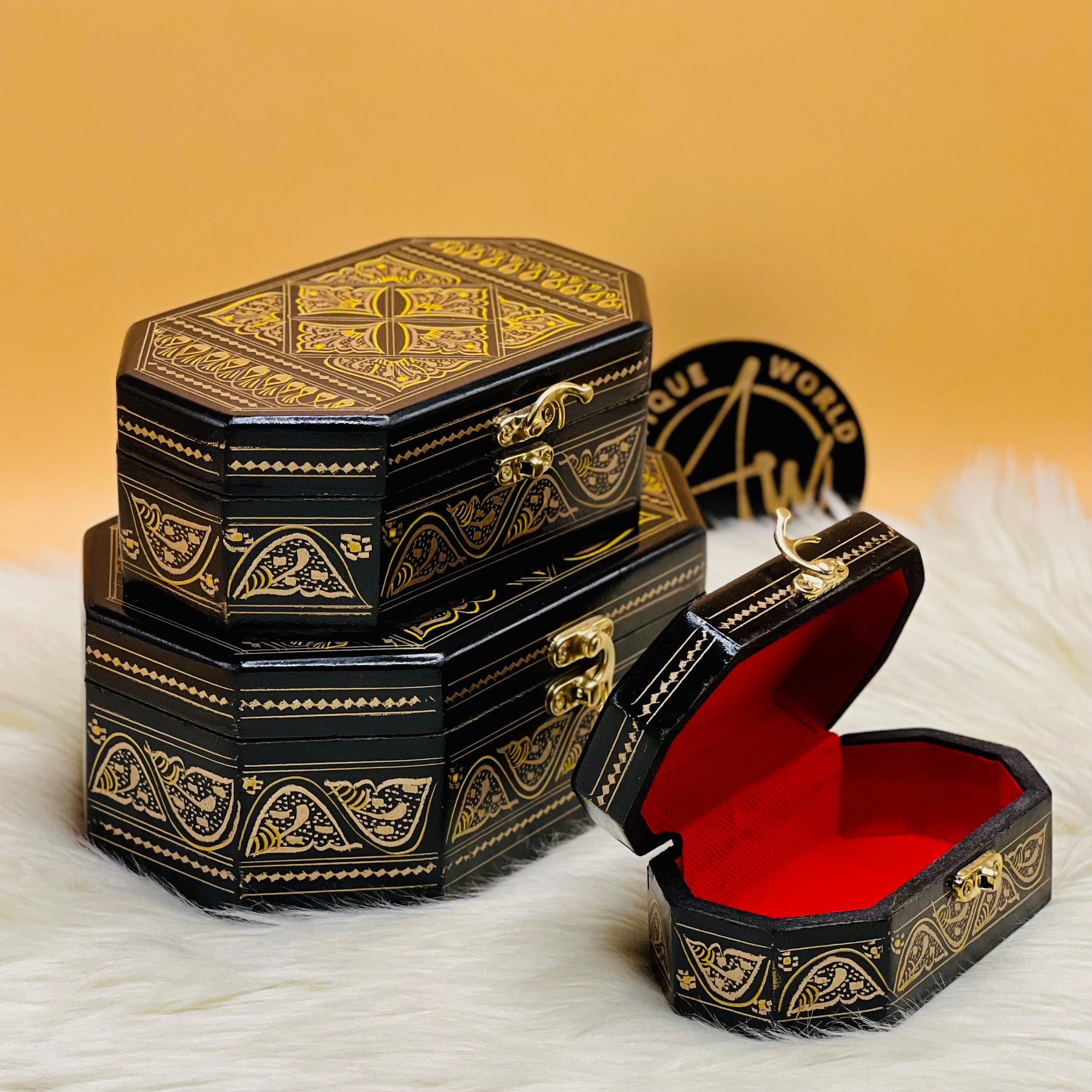 Mesmerising Naqshi Art Jewellery box (Set Of 3)