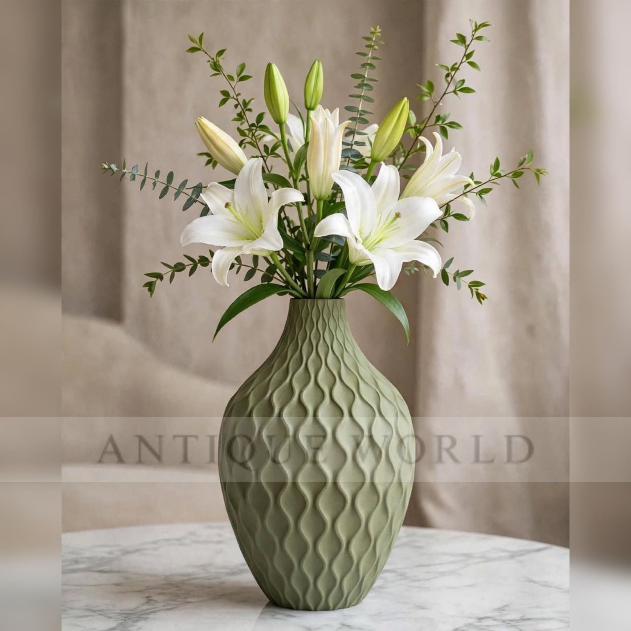 Luxury Wave Pattern Flower Vase
