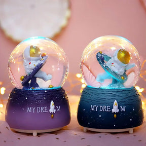 Astronaut Snow Globes for Kids