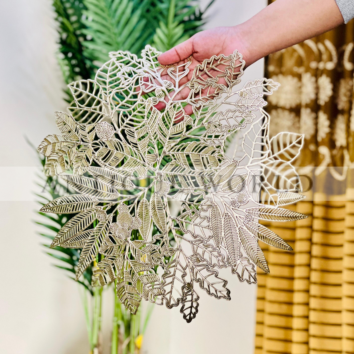 Opulent Bloom Table Mate