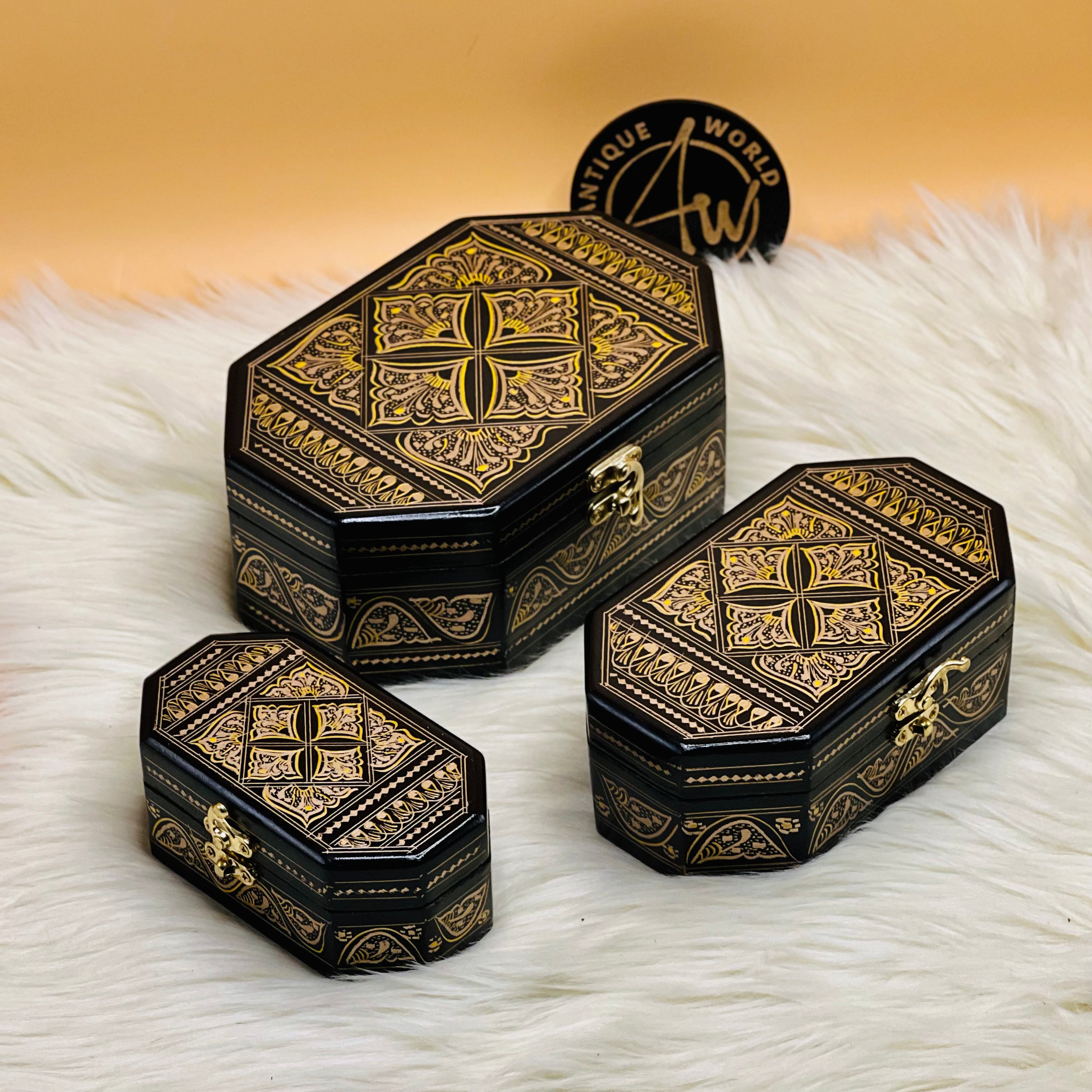 Mesmerising Naqshi Art Jewellery box (Set Of 3)