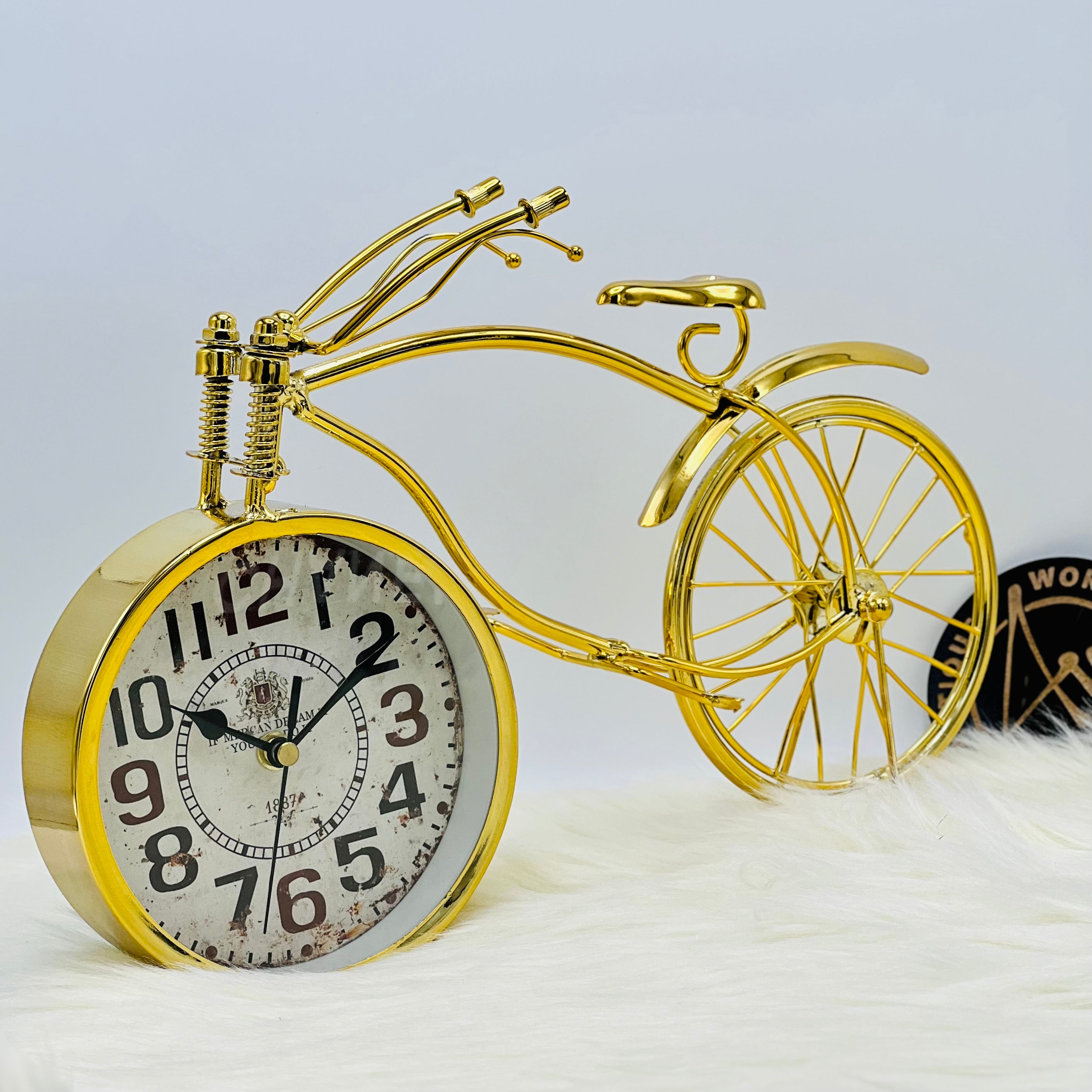Elegant Bicycle Clock