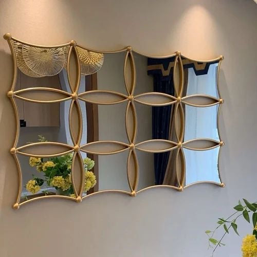 3D Hanging Mirror