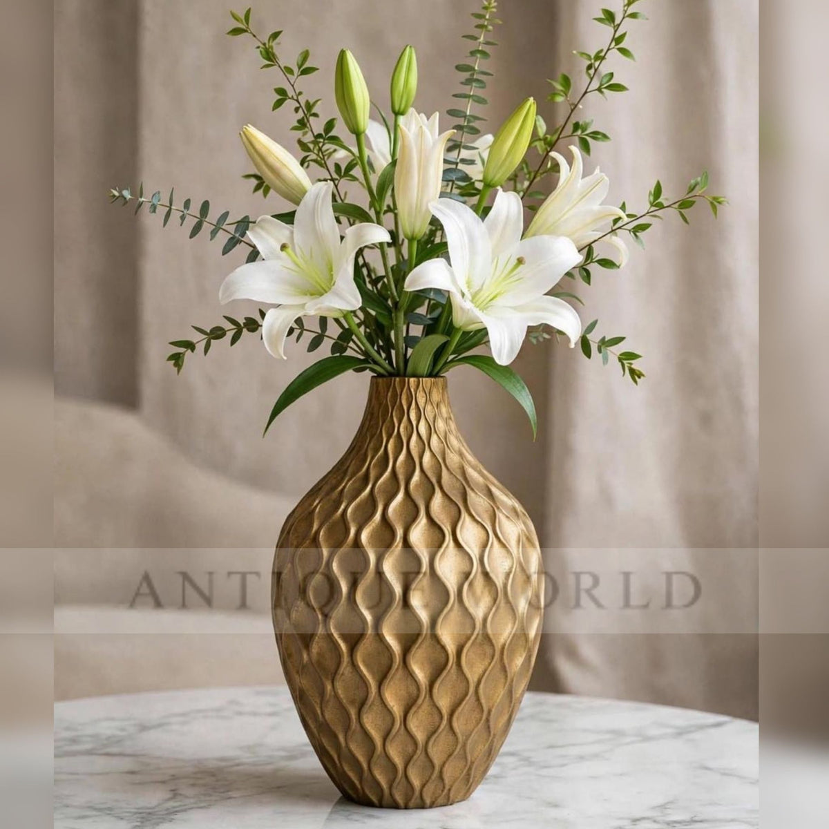 Luxury Wave Pattern Flower Vase