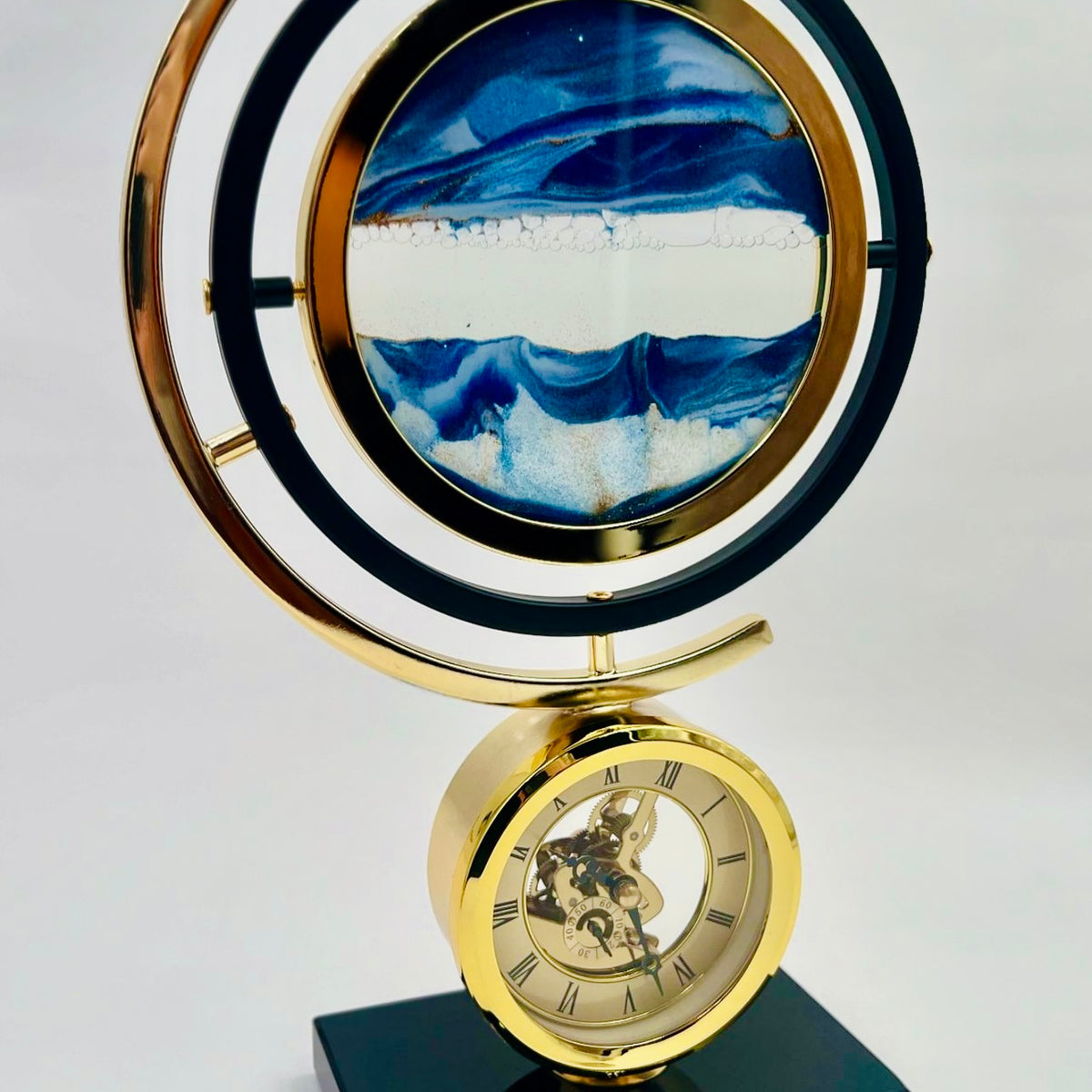 Eternal Sands Timepiece Lamp