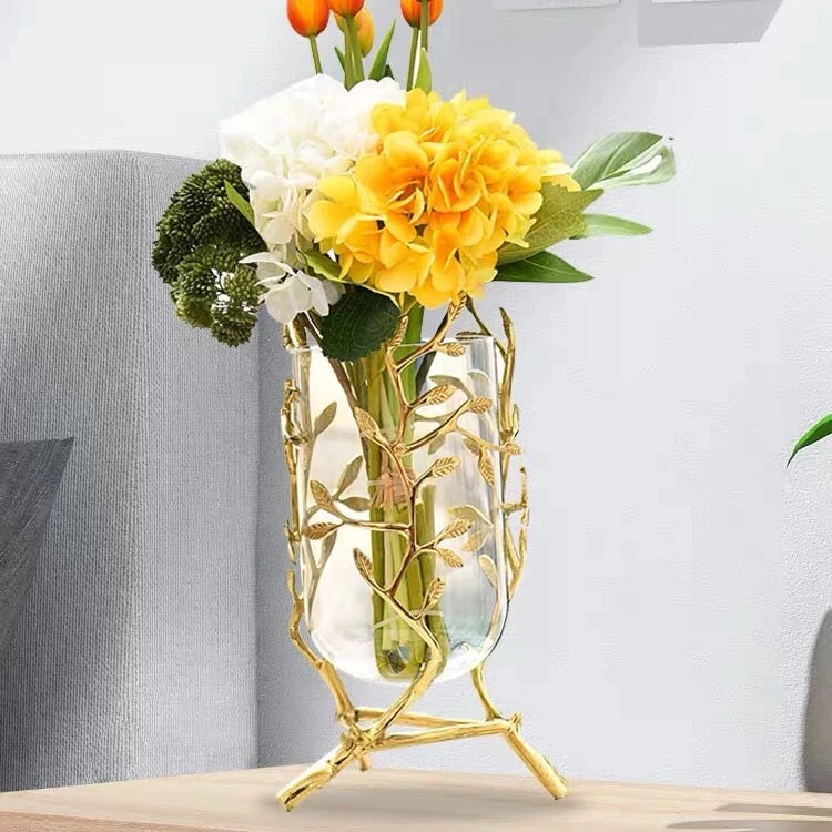 Light luxury glass vase 
(Set Of 2)