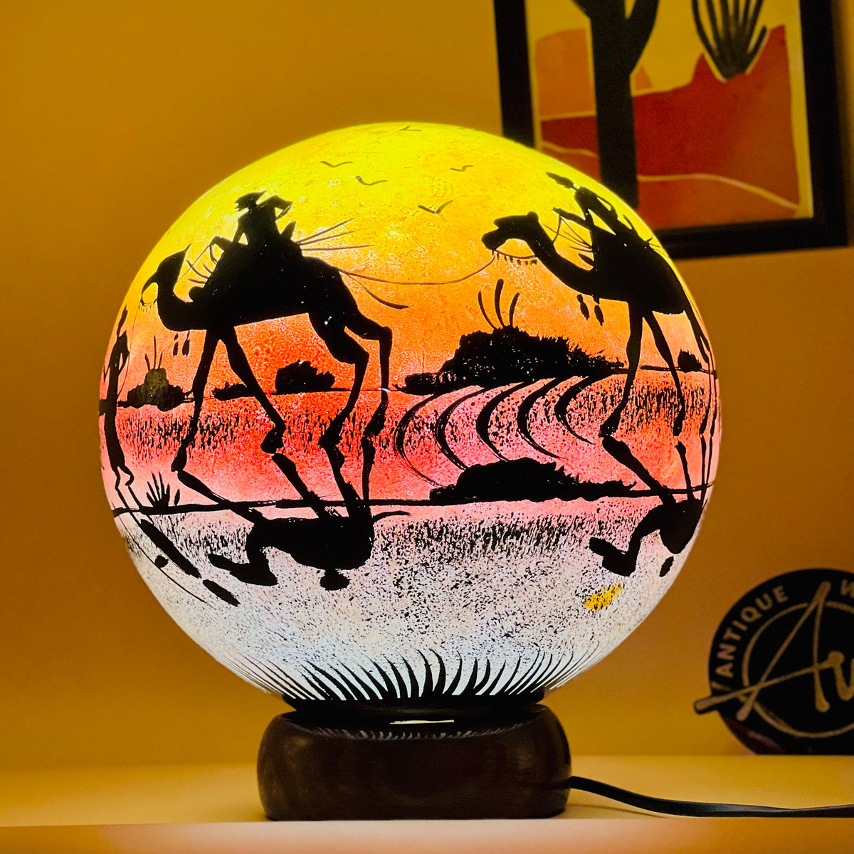 Desert Scene Moon Lamp