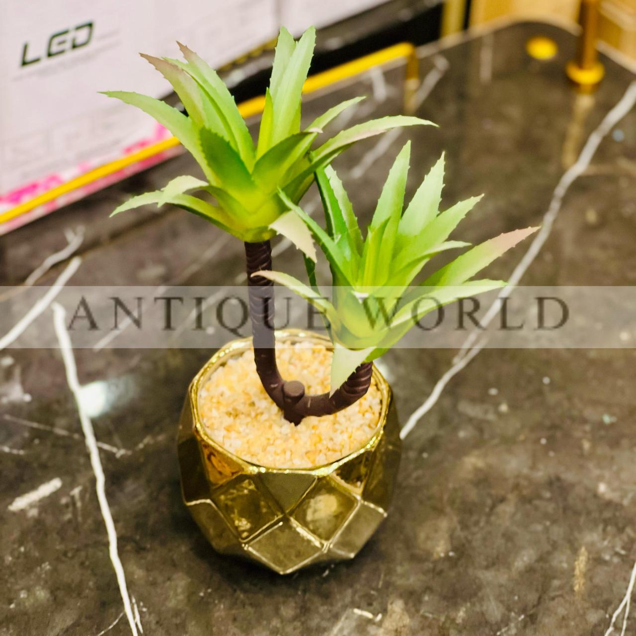 Artificial Plant ē Block Textured Gold Pot
