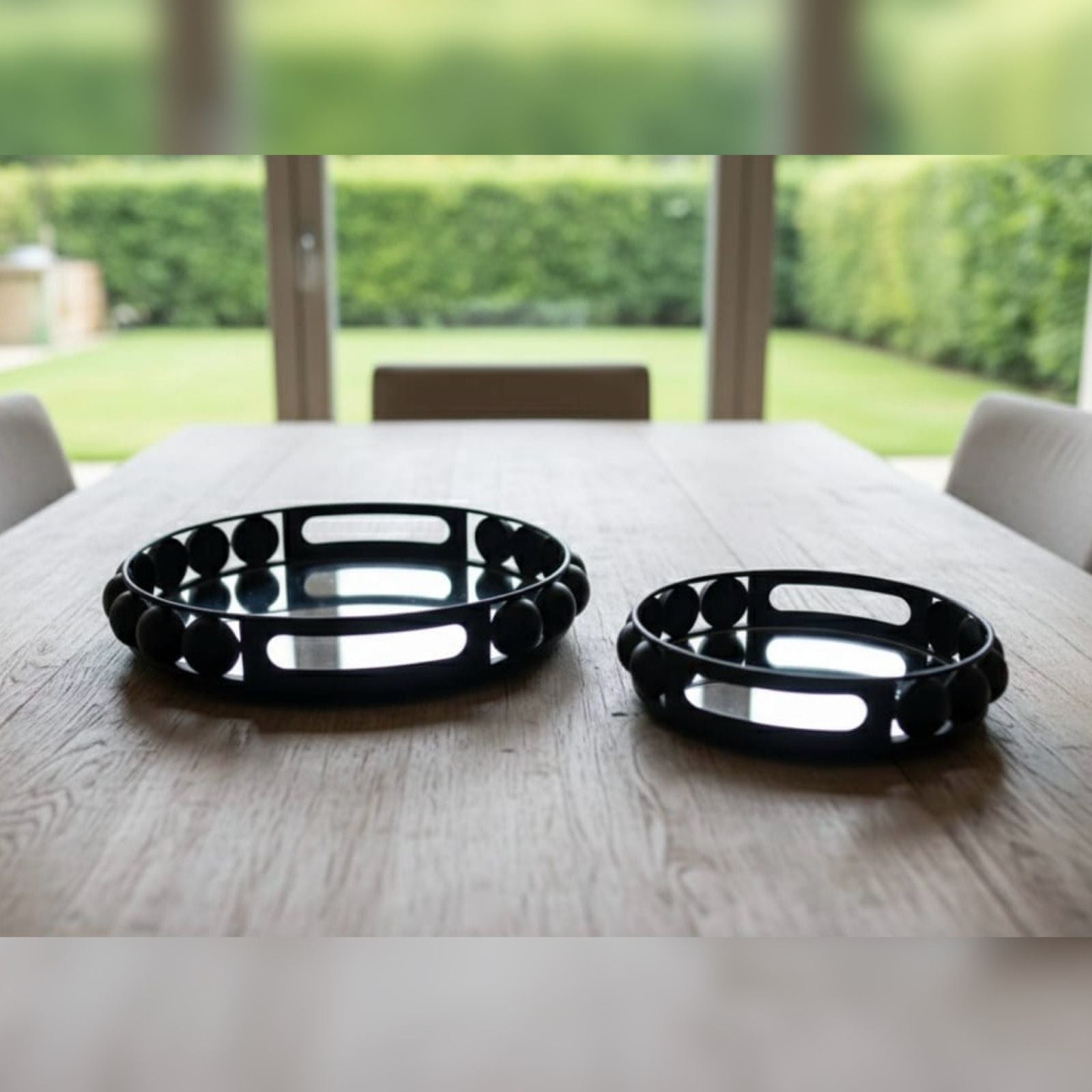 Metallic Nesting Platters ( Set of Two )