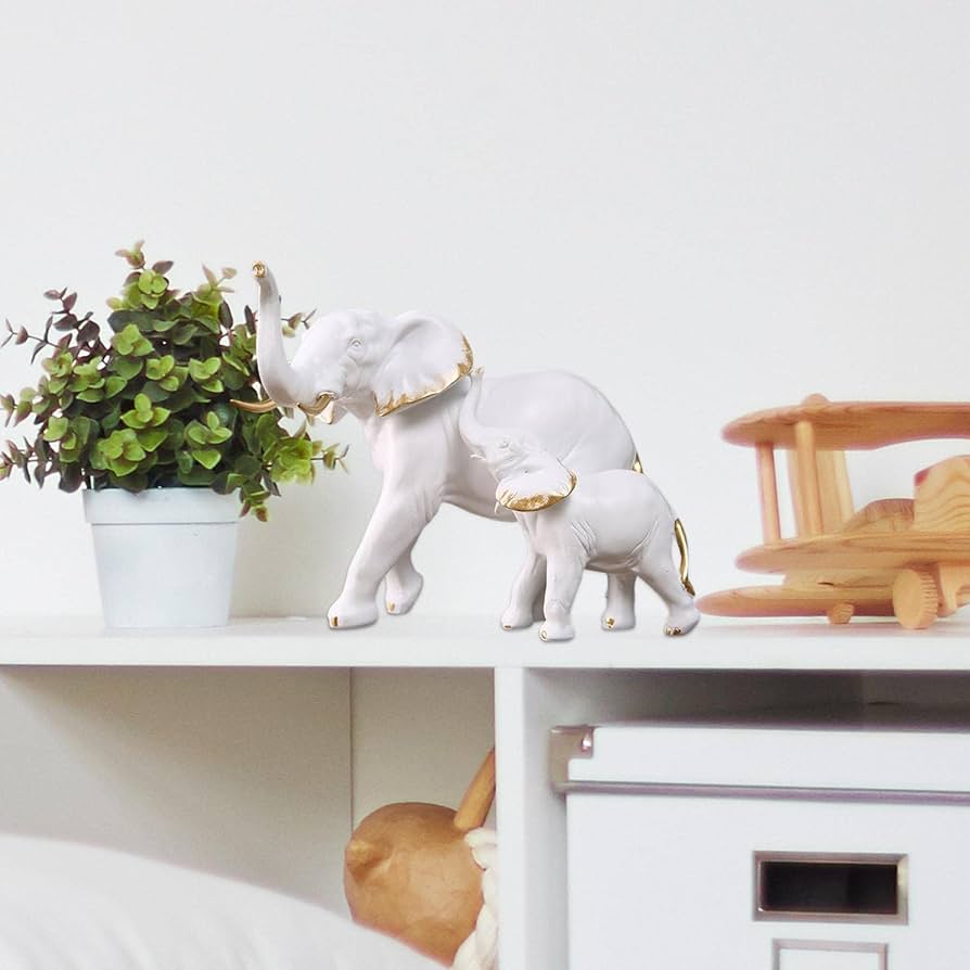 Resin Figurines Sculpture Ornament