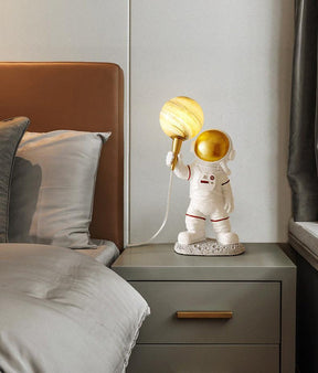 Astronaut Children's Room Decor Table Lamp