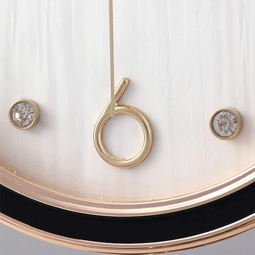 Silent Table Clock With Pendulum