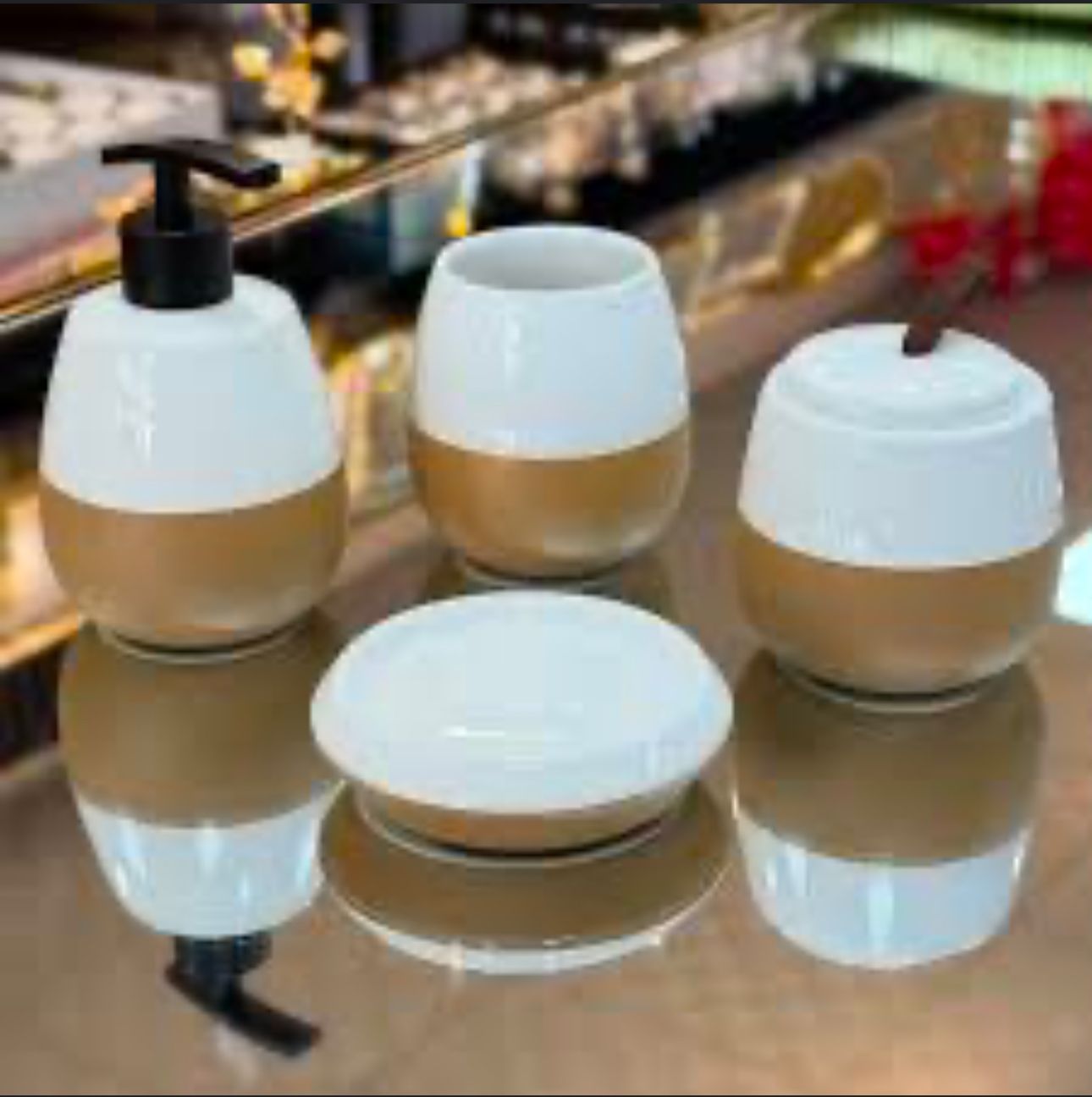 Bathroom Accessories ( set of 4 )