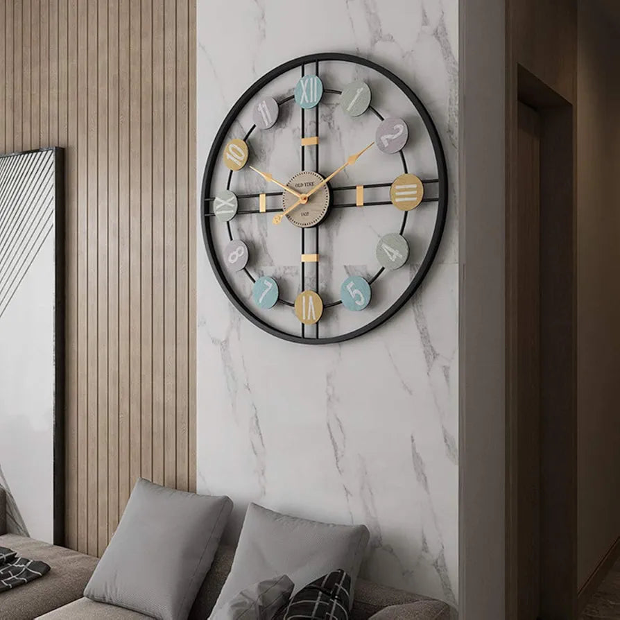 Round Wall Clock