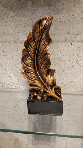 1 Piece Feather Sculpture Office Decoration