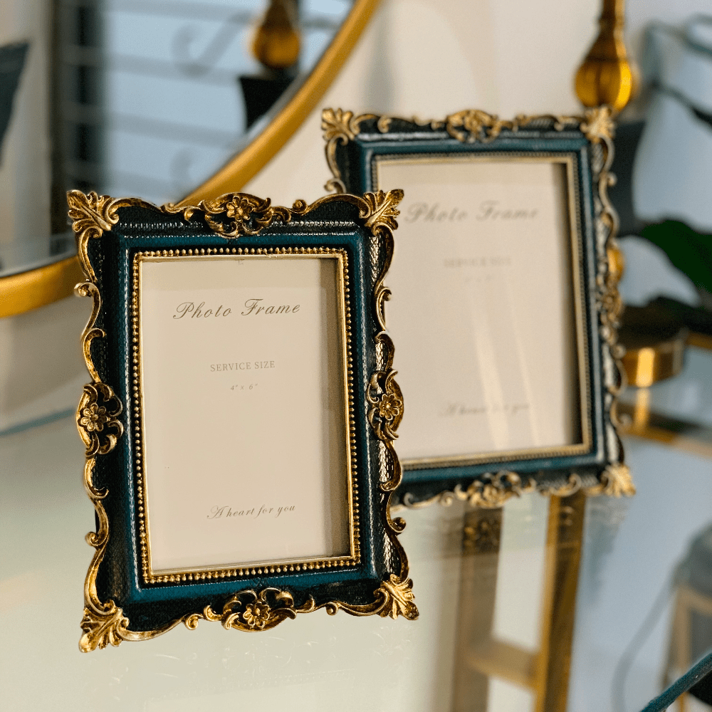 Resin luxurious Photo Frames (1Pc)