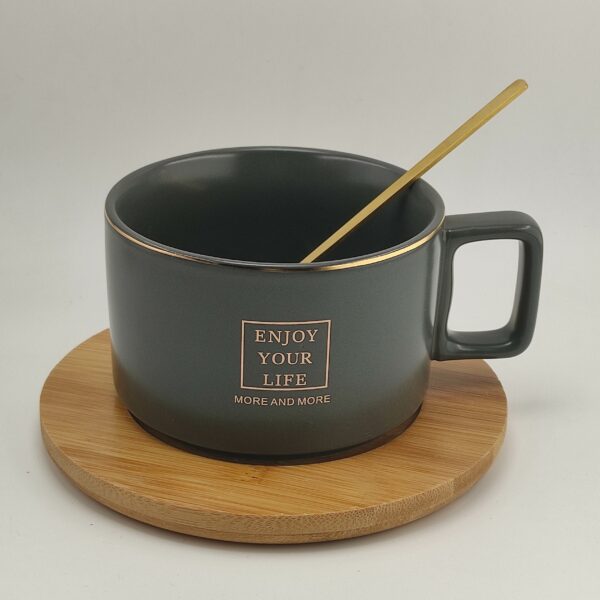 Ceramic Mug With Wooden Tray