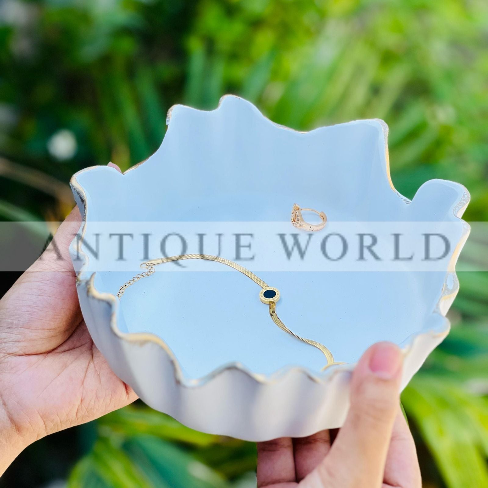 Elegant Scalloped Trinket Bowl