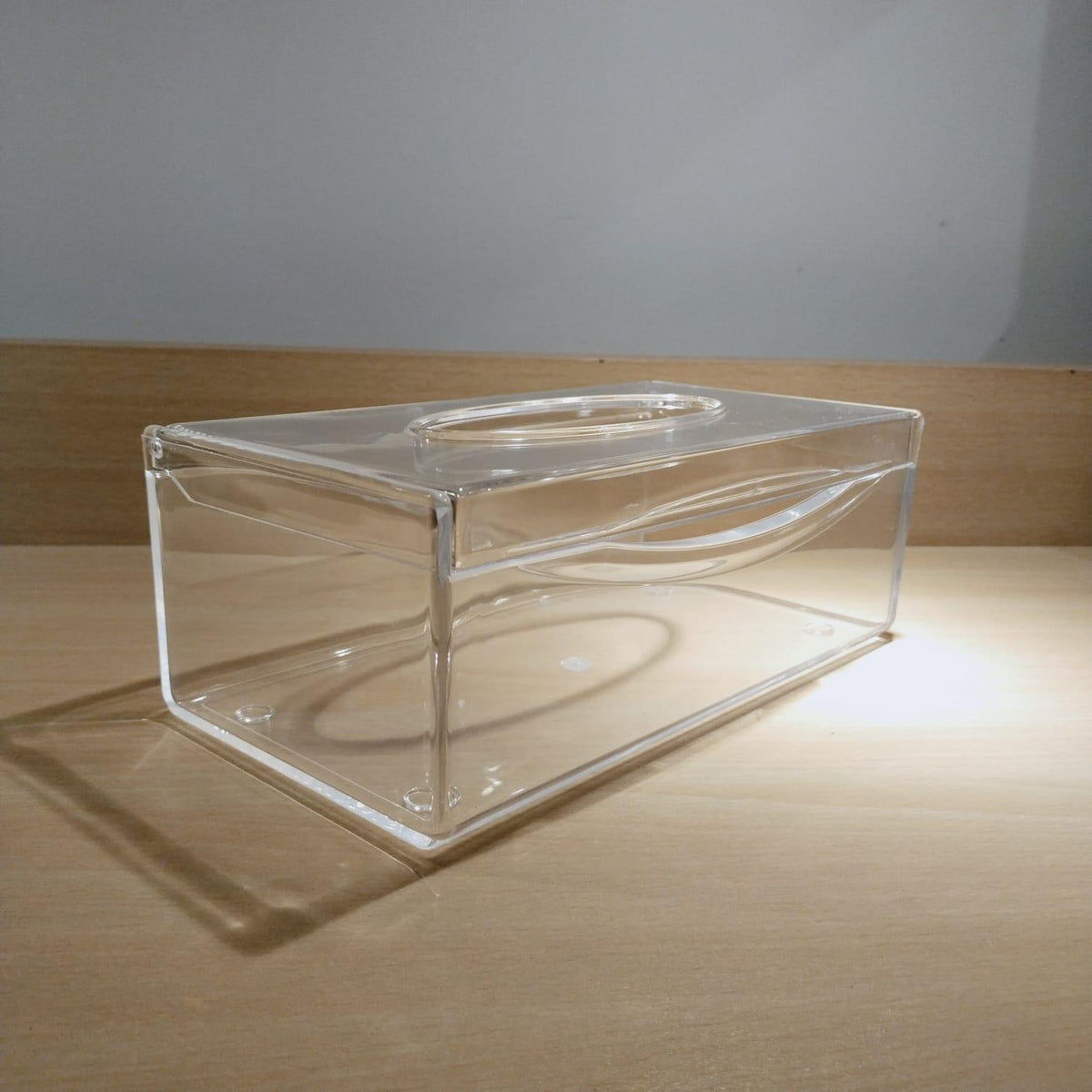 Elegant Clear Acrylic Tissue Box