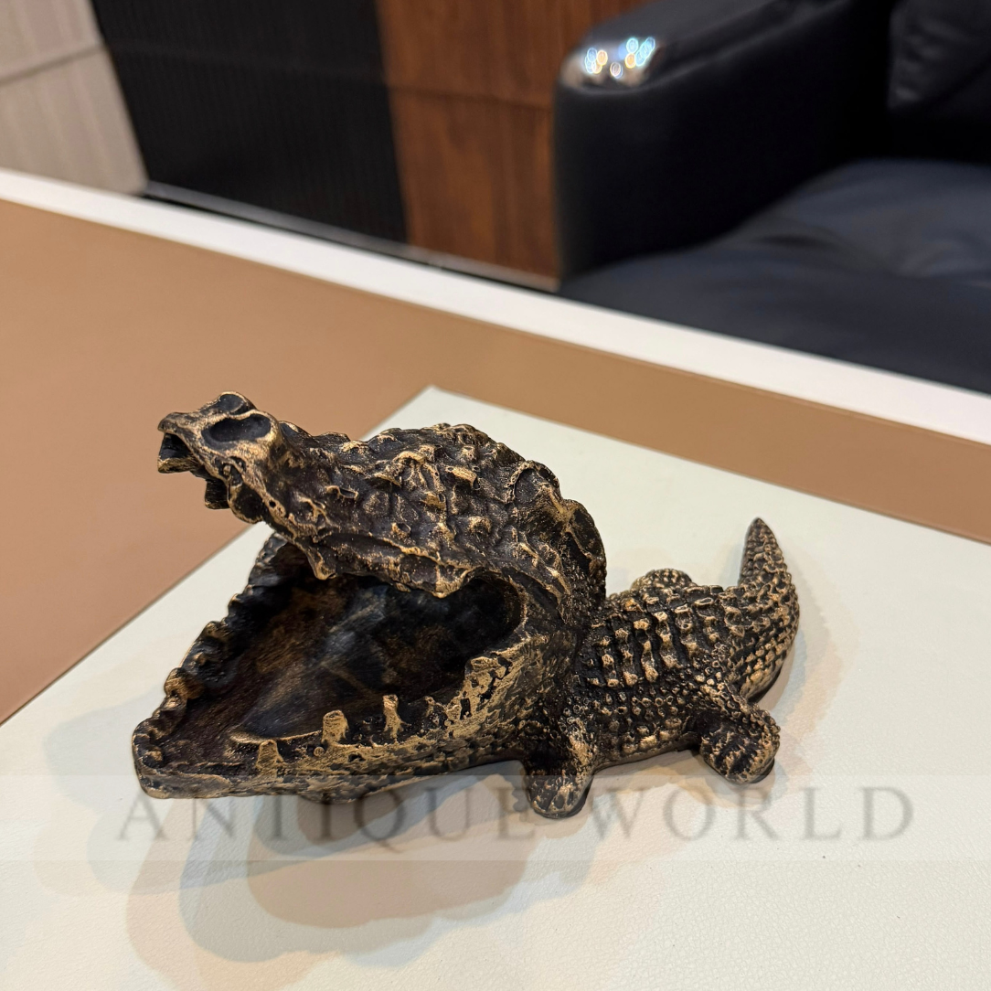 Antique Black & Gold Crocodile Elegance Ash Tray & Card Holder & Sculpture